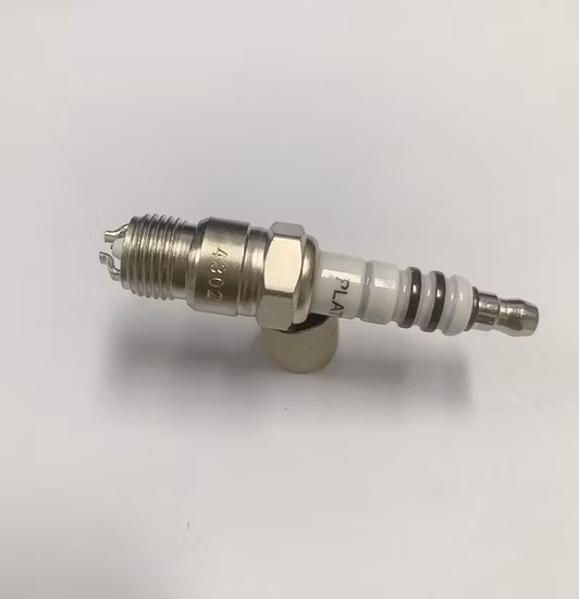 Bujía MS180 170 apta para motosierra STIHL
